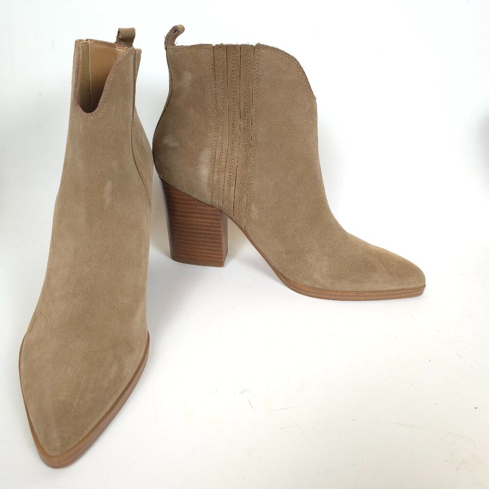 Marc Fisher MLANSEL Suede Block Heel Ankle Boots Taupe Beige Size 9.5M